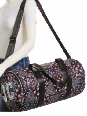 Juicy Couture Versatile, Darling, Unique, & Excellent Quality Large Bag / Tote